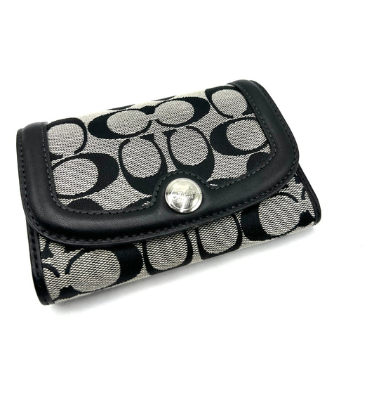 Coach Classic Tri-Fold Small Wallet – Black/Gray Signature C Canvas