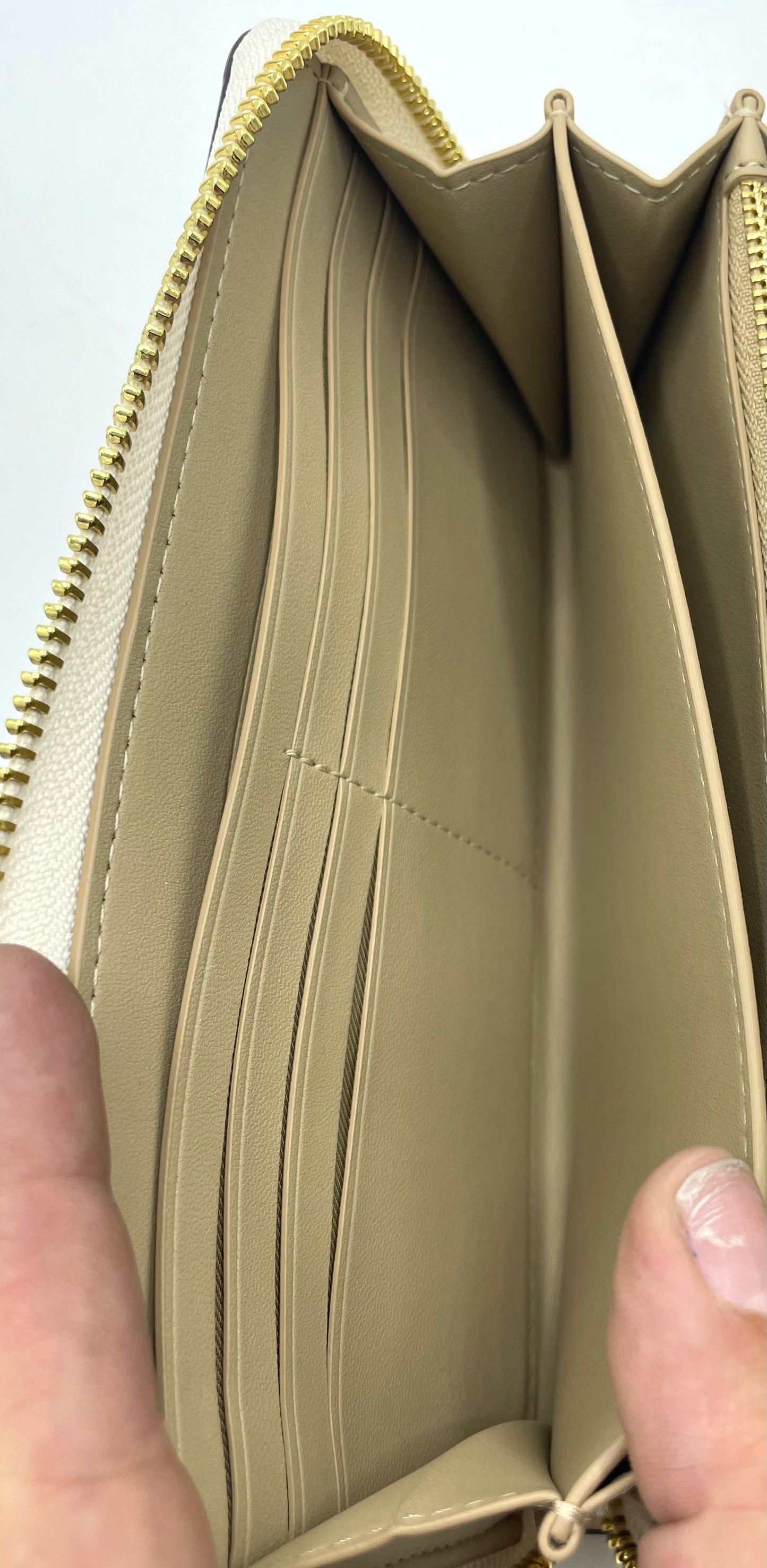 Coach Long Zip Around Wallet - Strawberries