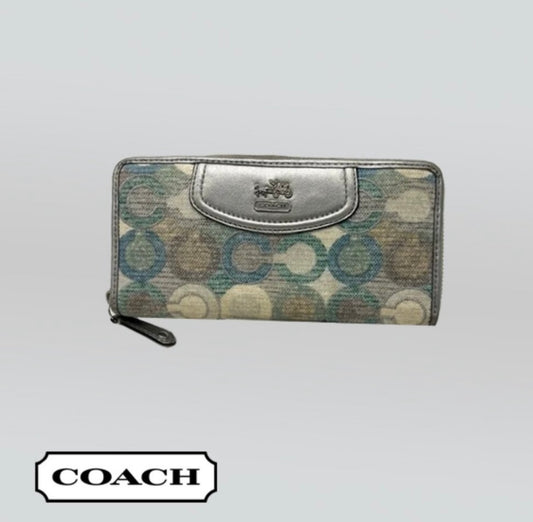 Coach Vintage Accordion Wallet