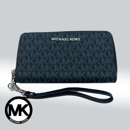 Michael Kors Jet Set Wristlet