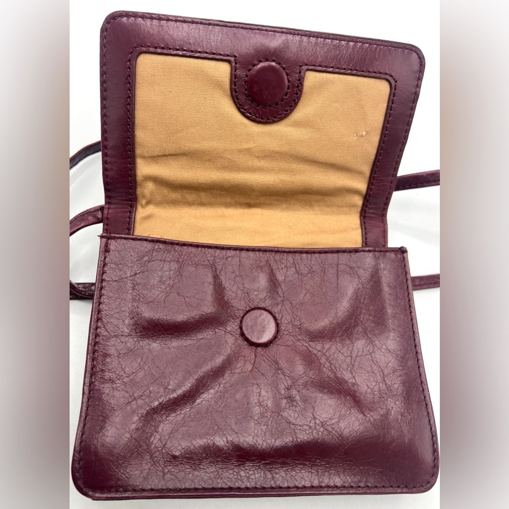 HOBO Jill Wallet Crossbody