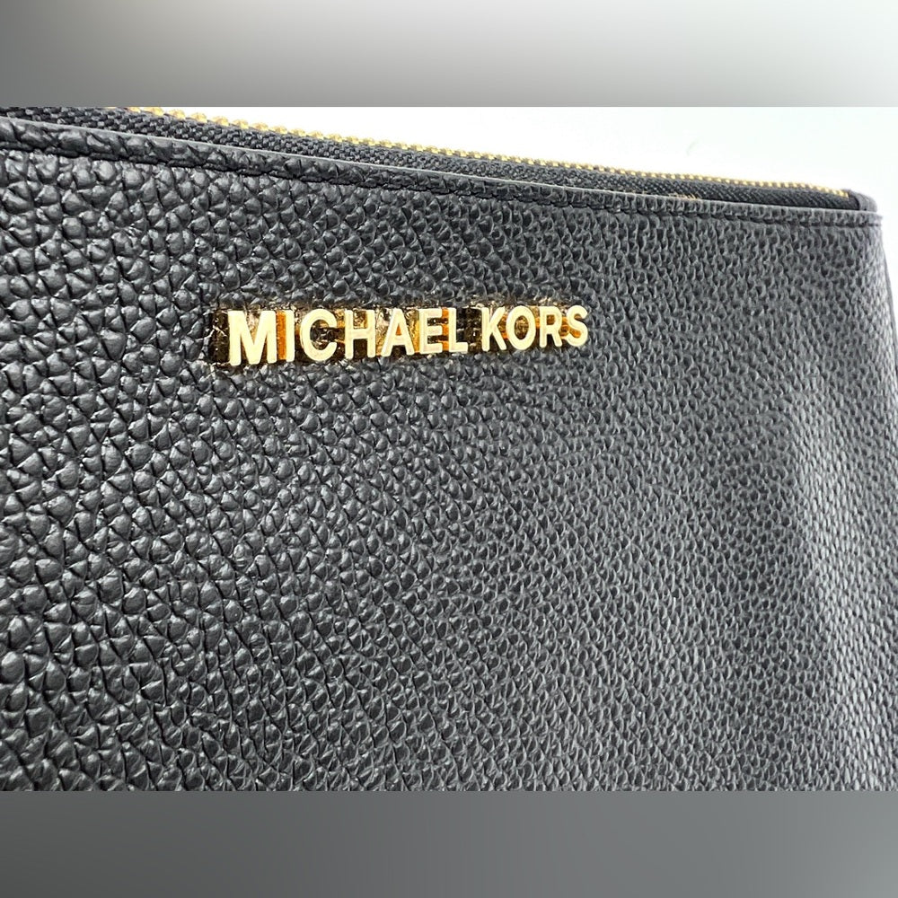 Michael Kors XL Jet Set Clutch