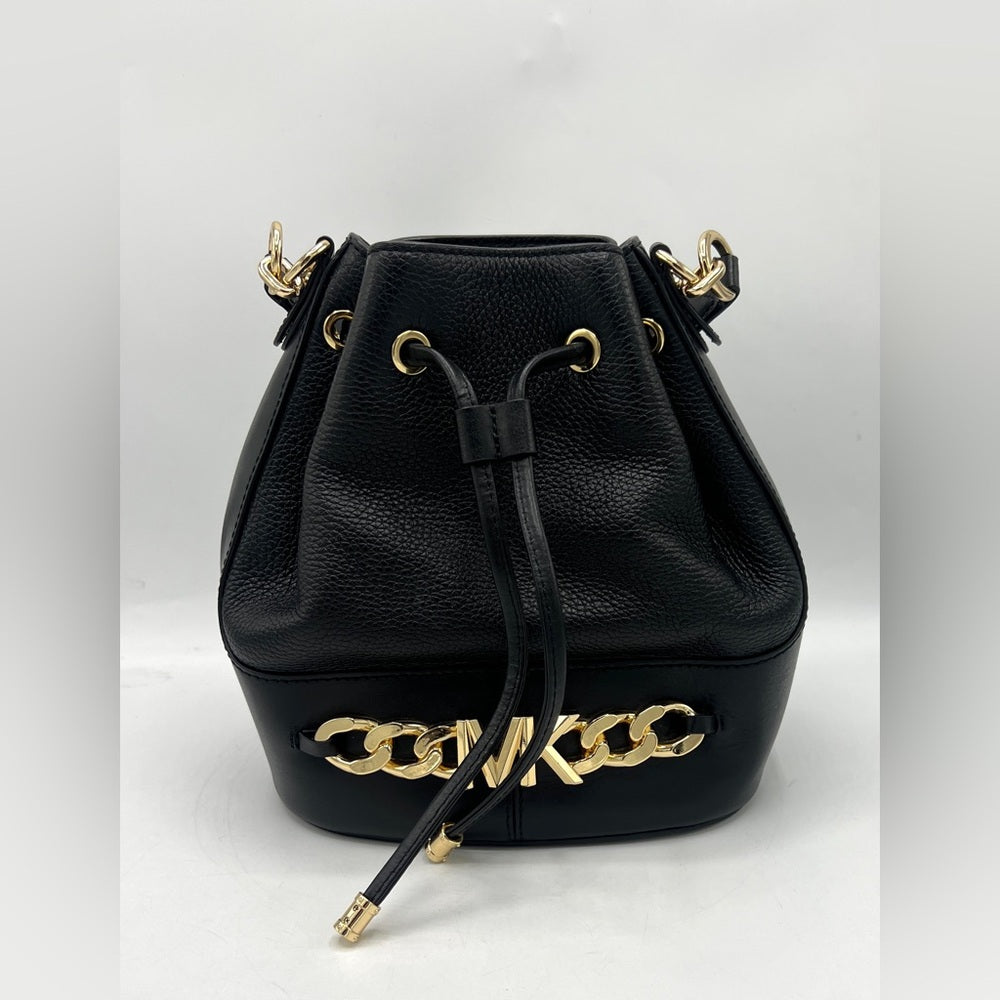 Michael Kors Devon Bucket Crossbody