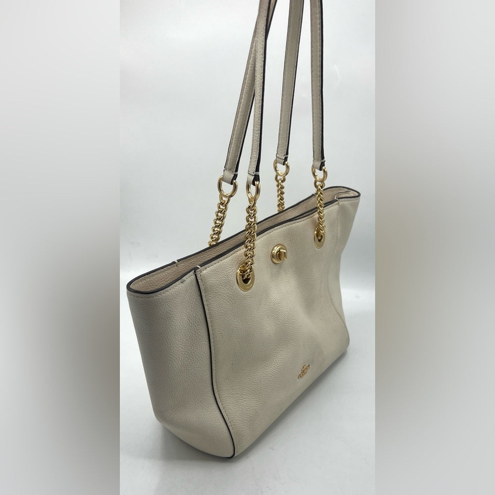 CLEARANCE RACK - Coach Turnlock Chain Tote