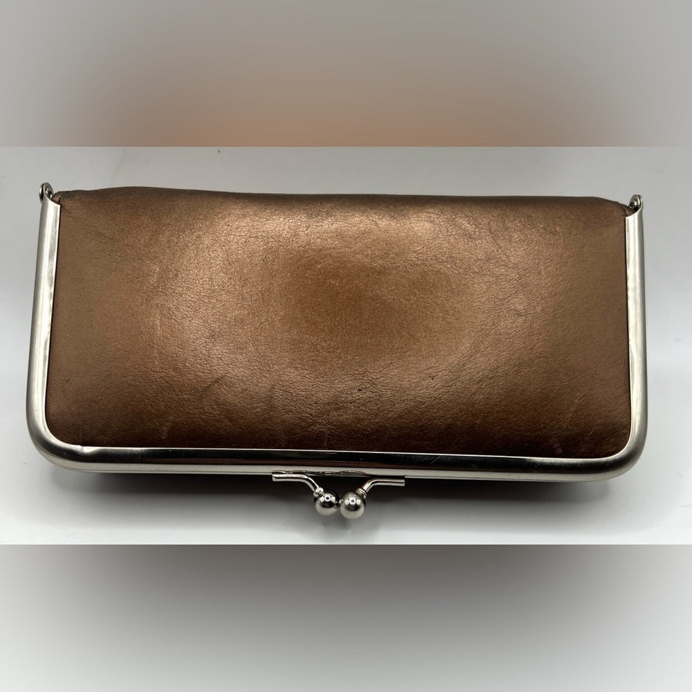 HOBO Vintage Kisslock Makeup Case