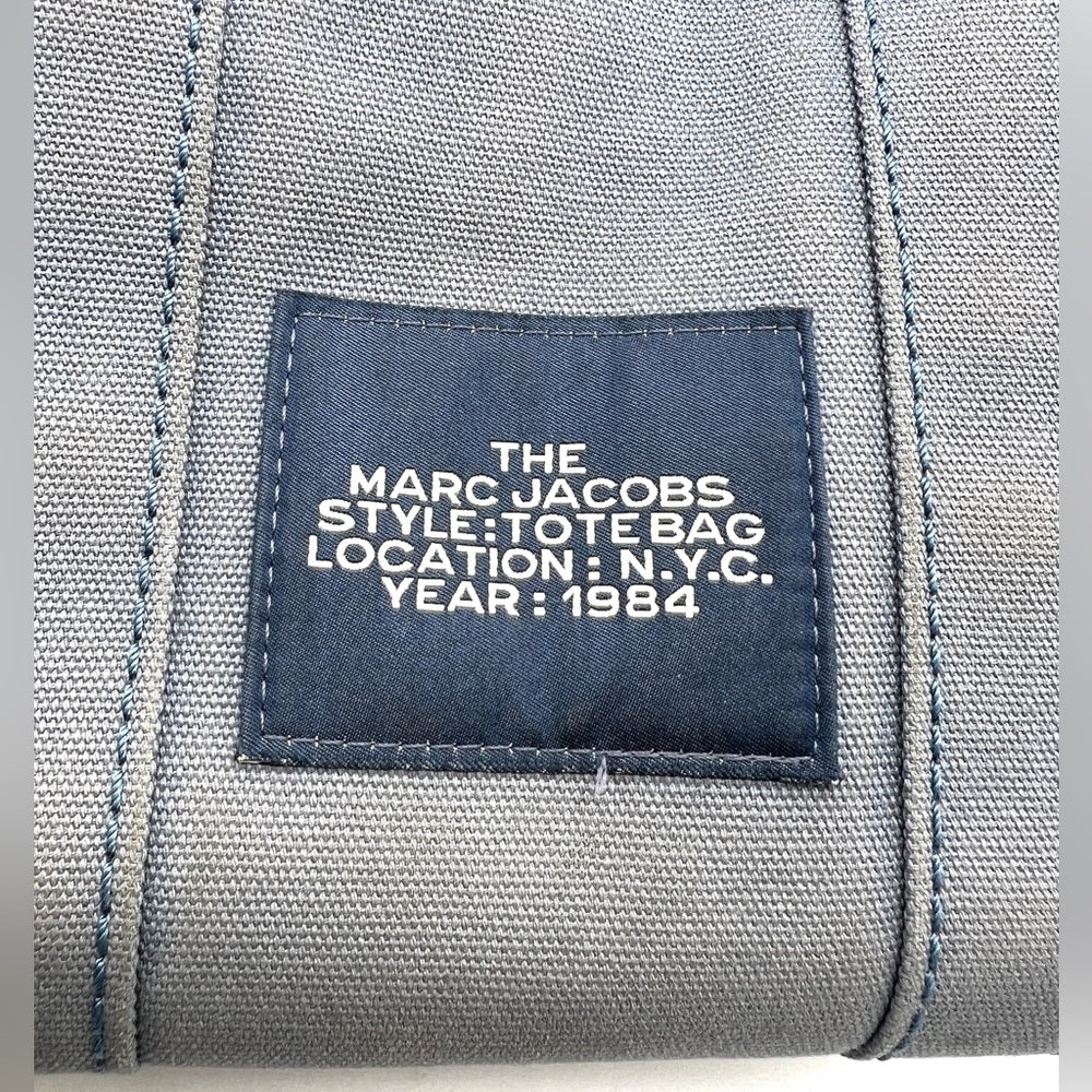 Marc Jacobs The Tote Bag Small