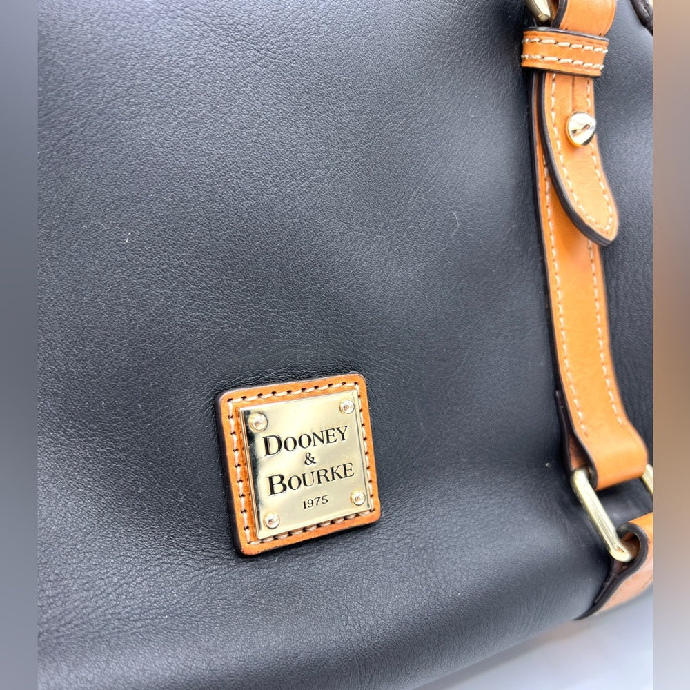 Dooney & Bourke Satchel Large