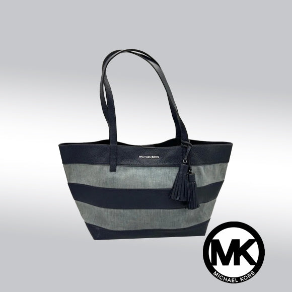Michael Kors Large East West Tote with Pouch