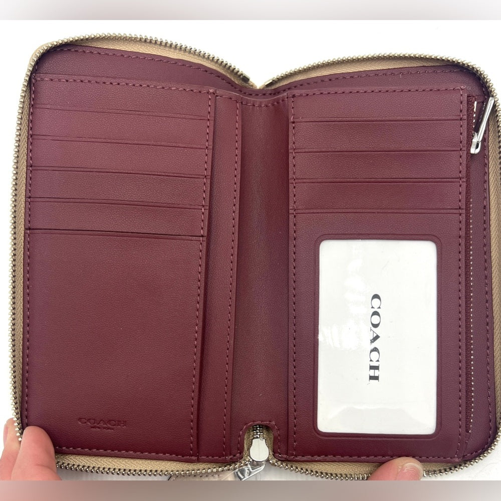 Coach Medium Zip Wallet