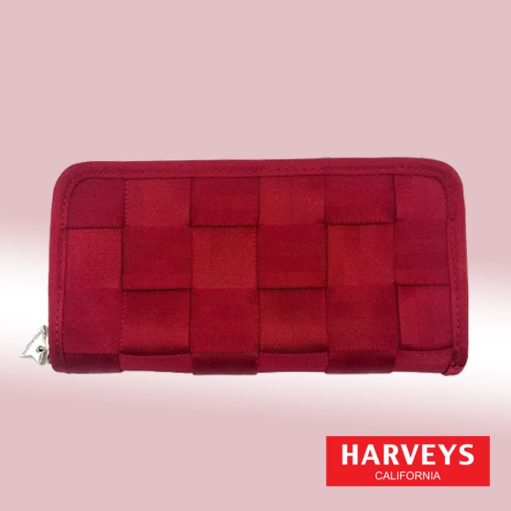 Harvey’s Seatbelt Wallet