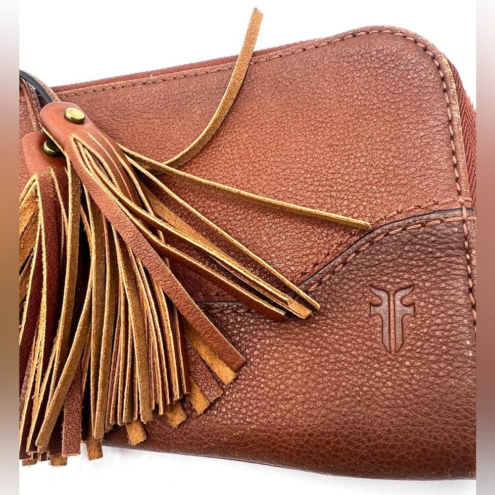 Frye Paige Wristlet