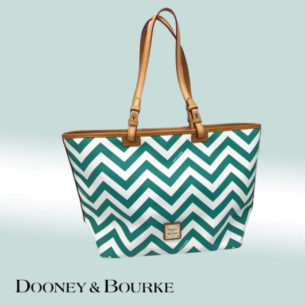 Dooney & Bourke Large Leisure Tote