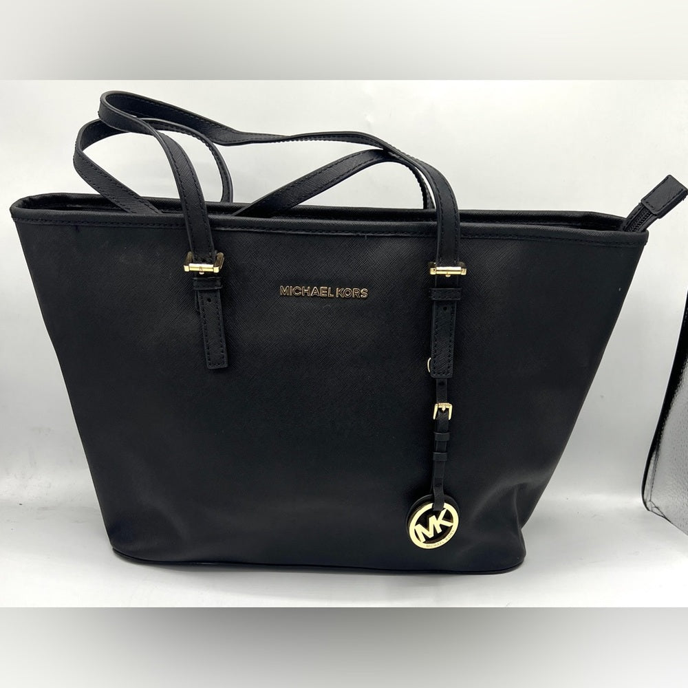 Michael Kors Jet Set Tote