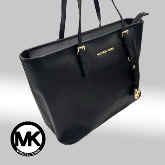 Michael Kors Jet Set Tote